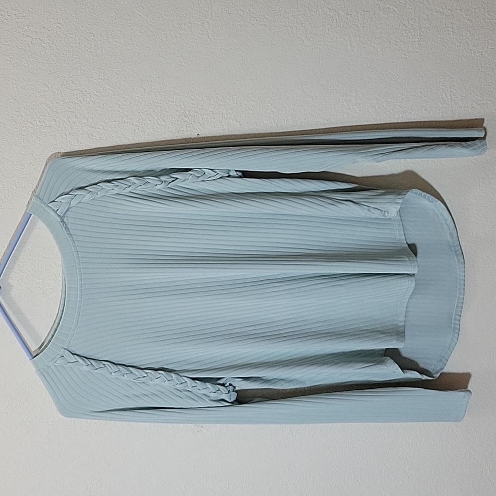 NWT Pastel Green Long Sleeve Top